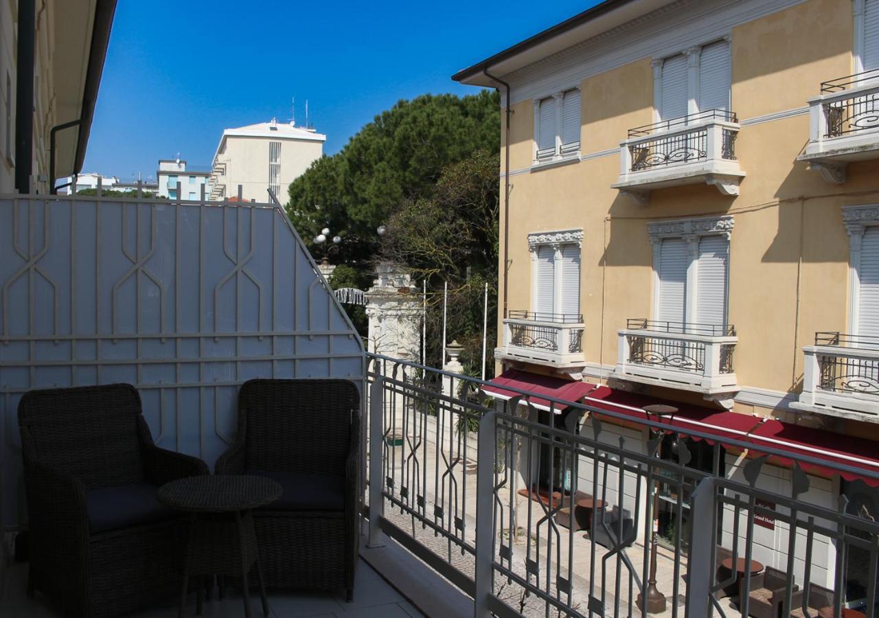 Bmp Apartment Atmosphere 1 Centrale Con Garage Riccione Kültér fotó