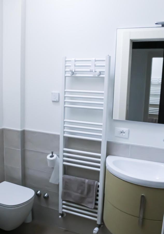 Bmp Apartment Atmosphere 1 Centrale Con Garage Riccione Kültér fotó