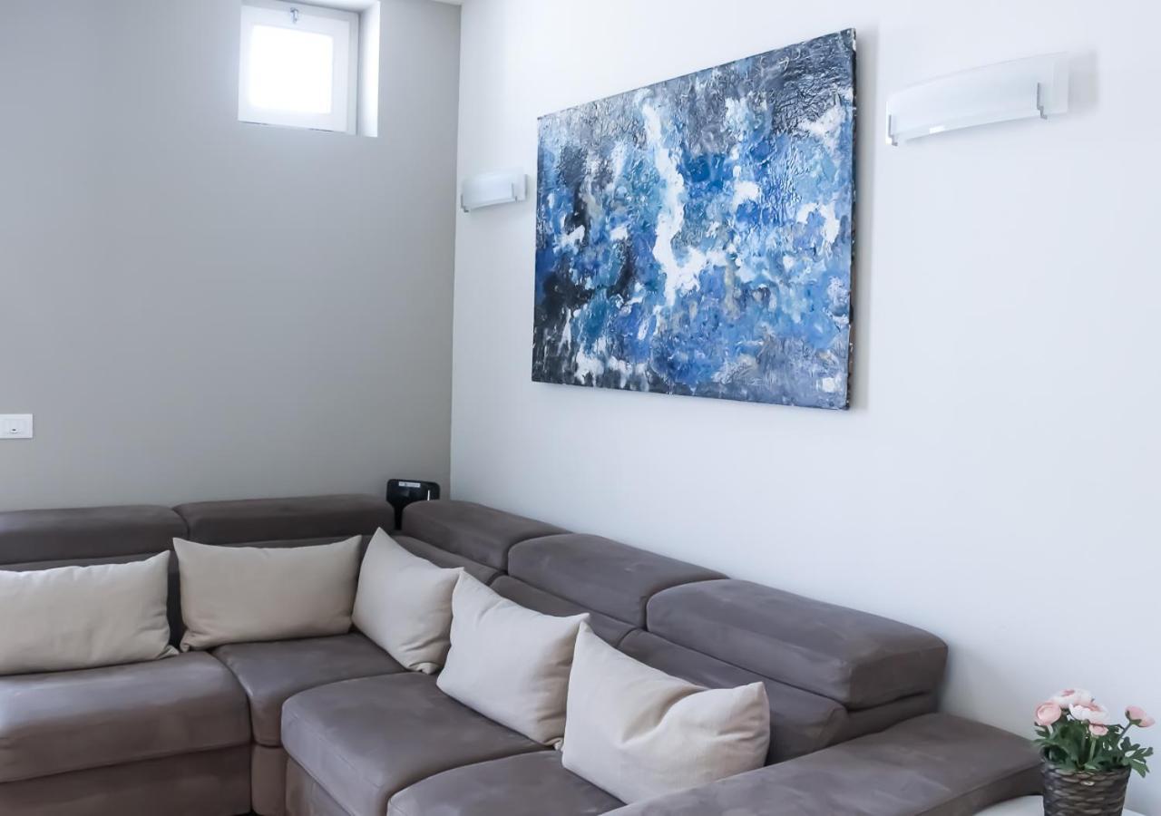 Bmp Apartment Atmosphere 1 Centrale Con Garage Riccione Kültér fotó