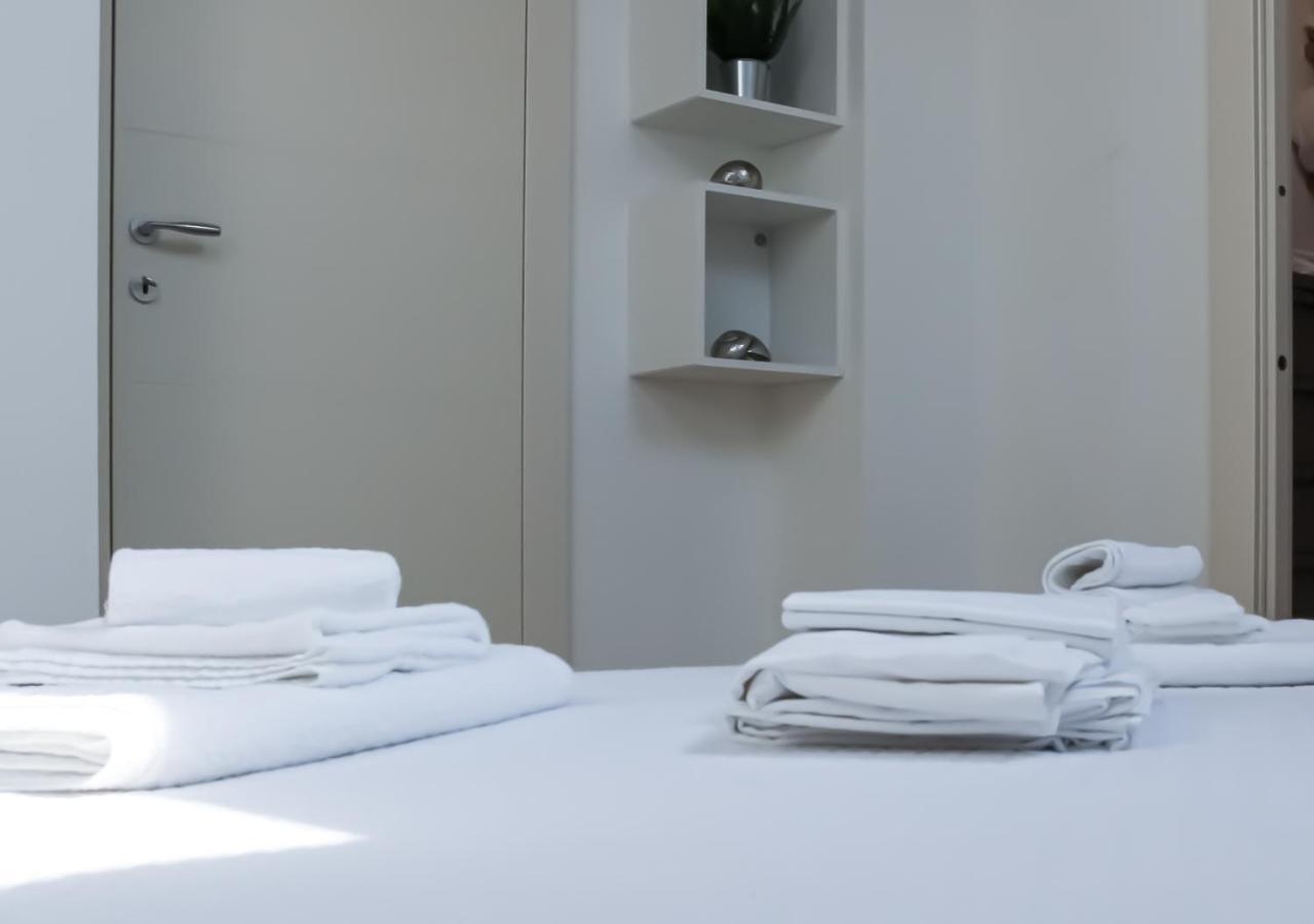 Bmp Apartment Atmosphere 1 Centrale Con Garage Riccione Kültér fotó